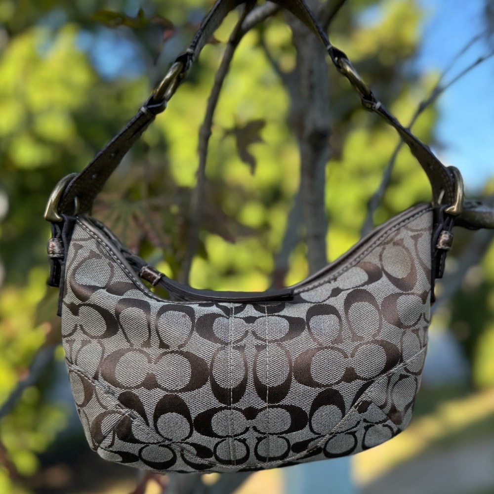 COACH Signature pattern short shoulder bag